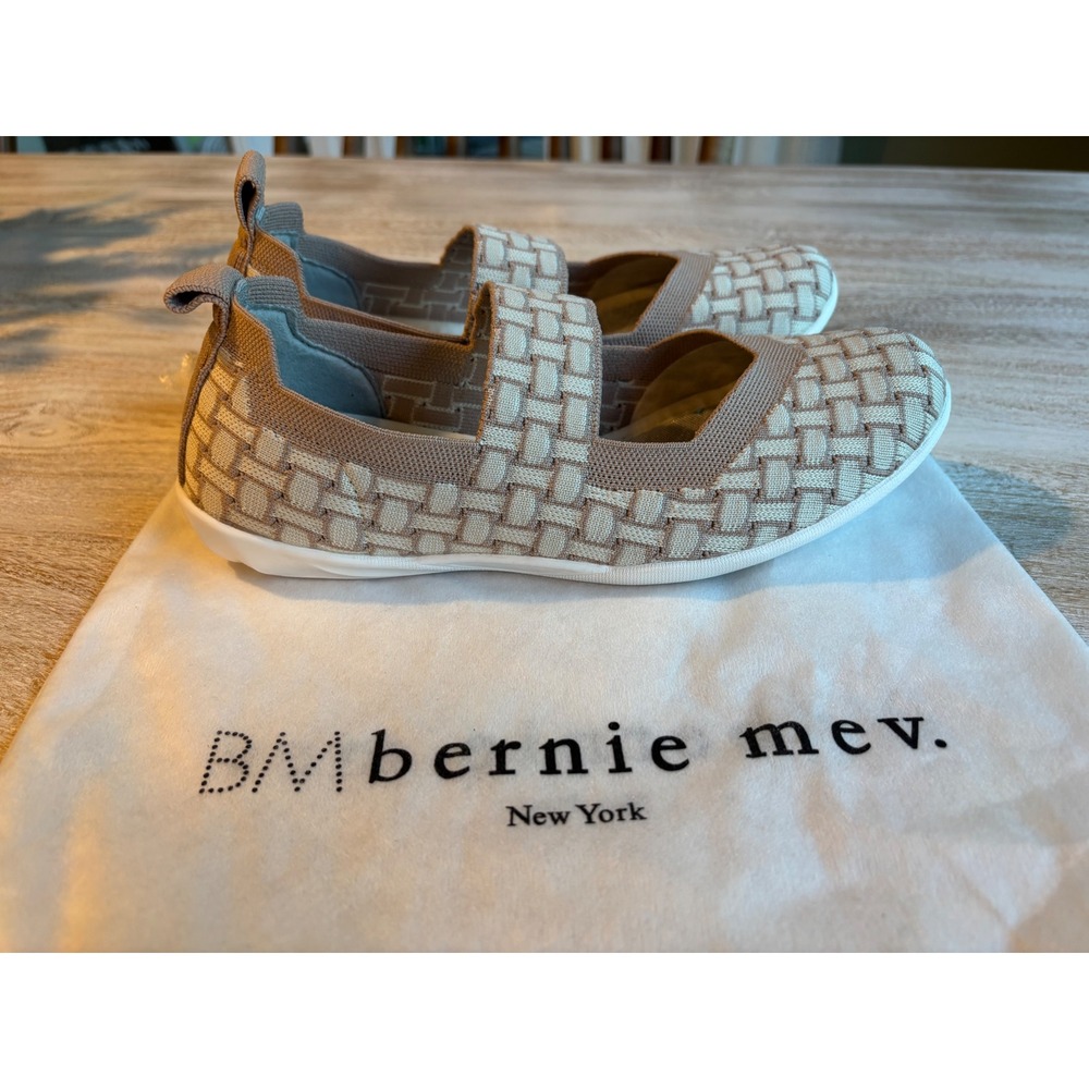 NEW Bernie Mev Cuddly Weave nude Mary Jane Women 6 EU 37 Tan Woven Flats